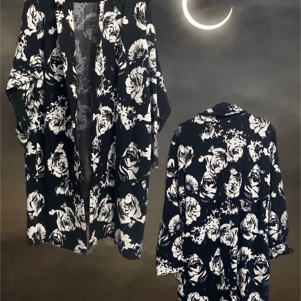 T Tahari black with white rose pattern full length cardigan sweater. Size 1x